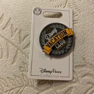 2021 Disney Parks Disney Vacation Club Member DVC Trading Pin BWNT NEW